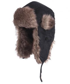 Fodrad vintermössa med fuskpäls